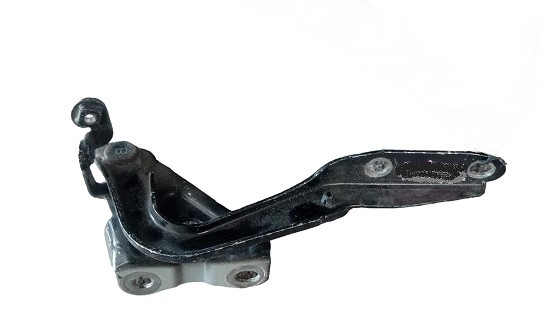 LEFT BONNET HINGE – TOYOTA RAV4 ACA33 2006-2012