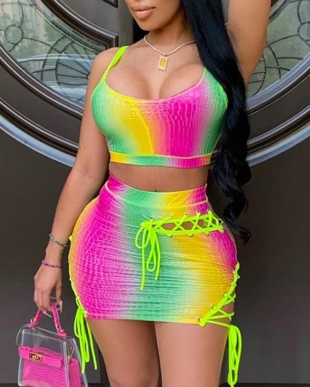 Gradient Color Crop Top & Eyelet Lace-up Skirt Set